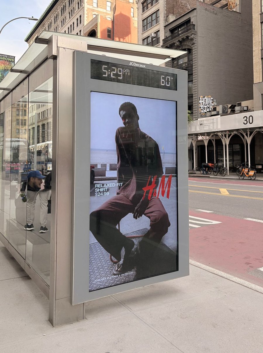 H&M Summer 2026 DOOH on a New York bus shelter
