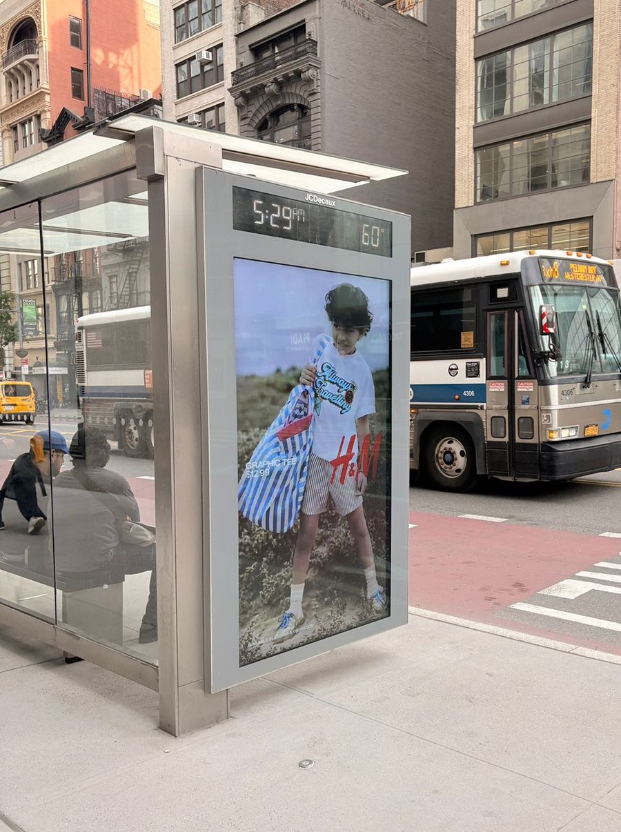 H&M Summer 2026 DOOH on a New York bus shelter